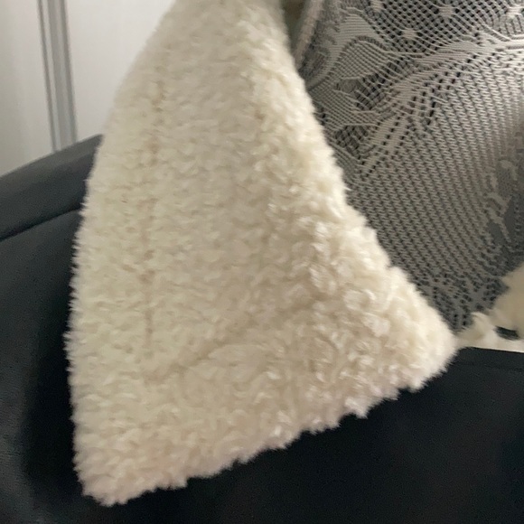 LAST ONE - L - Black Faux Leather Moto Jacket Sherpa Lined - Picture 4 of 16